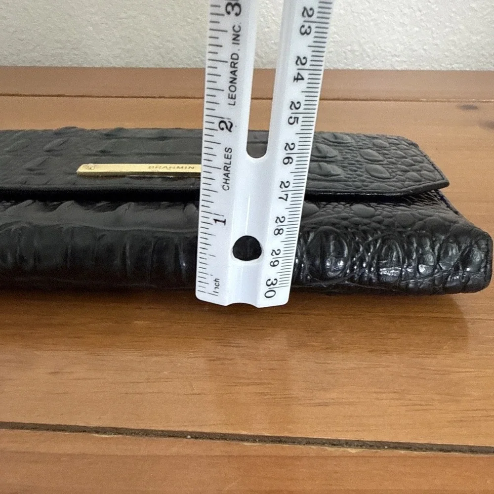 Brahmin Black Melbourne Tri Fold Wallet Croc Embossed Leather Pre-Owned